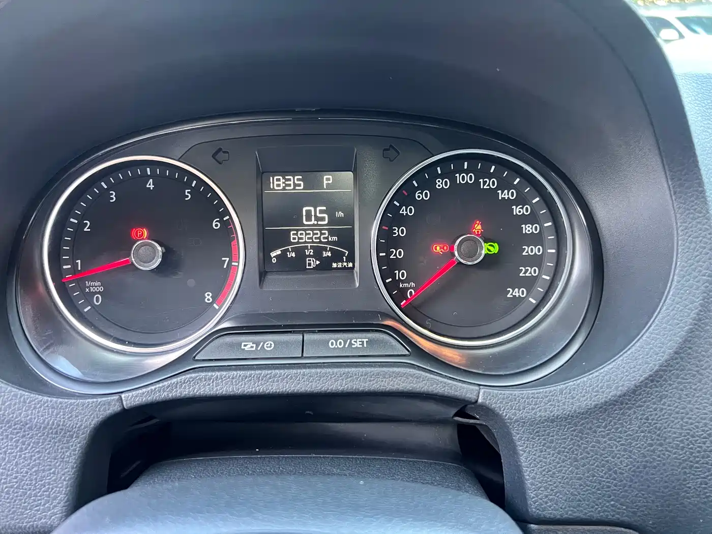 Volkswagen Polo 2016 1.6L Automatic Comfort фото 11