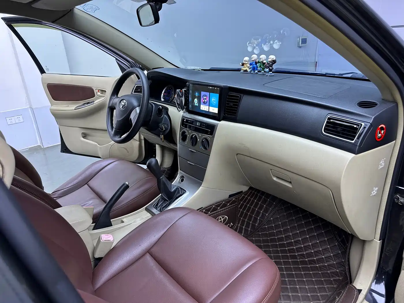 Toyota Corolla 2013 1.6L Manual Excellence Edition фото 10