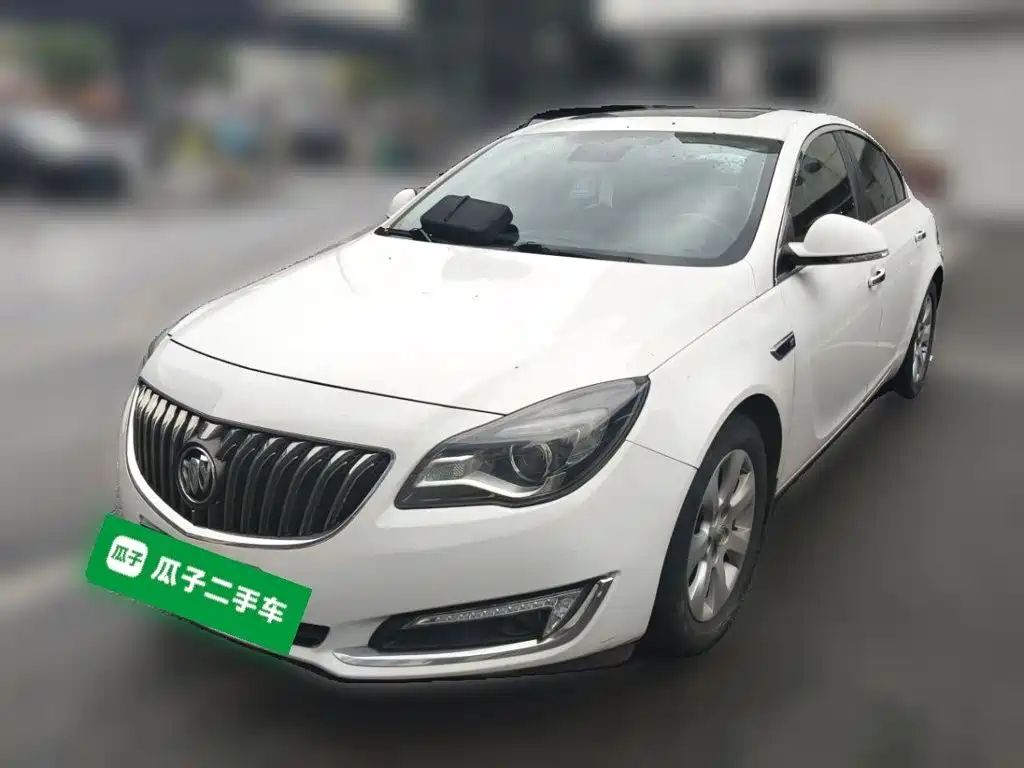 Photo 1 - Buick Regal