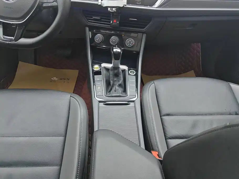 Volkswagen Sagitar, миниатюра 16