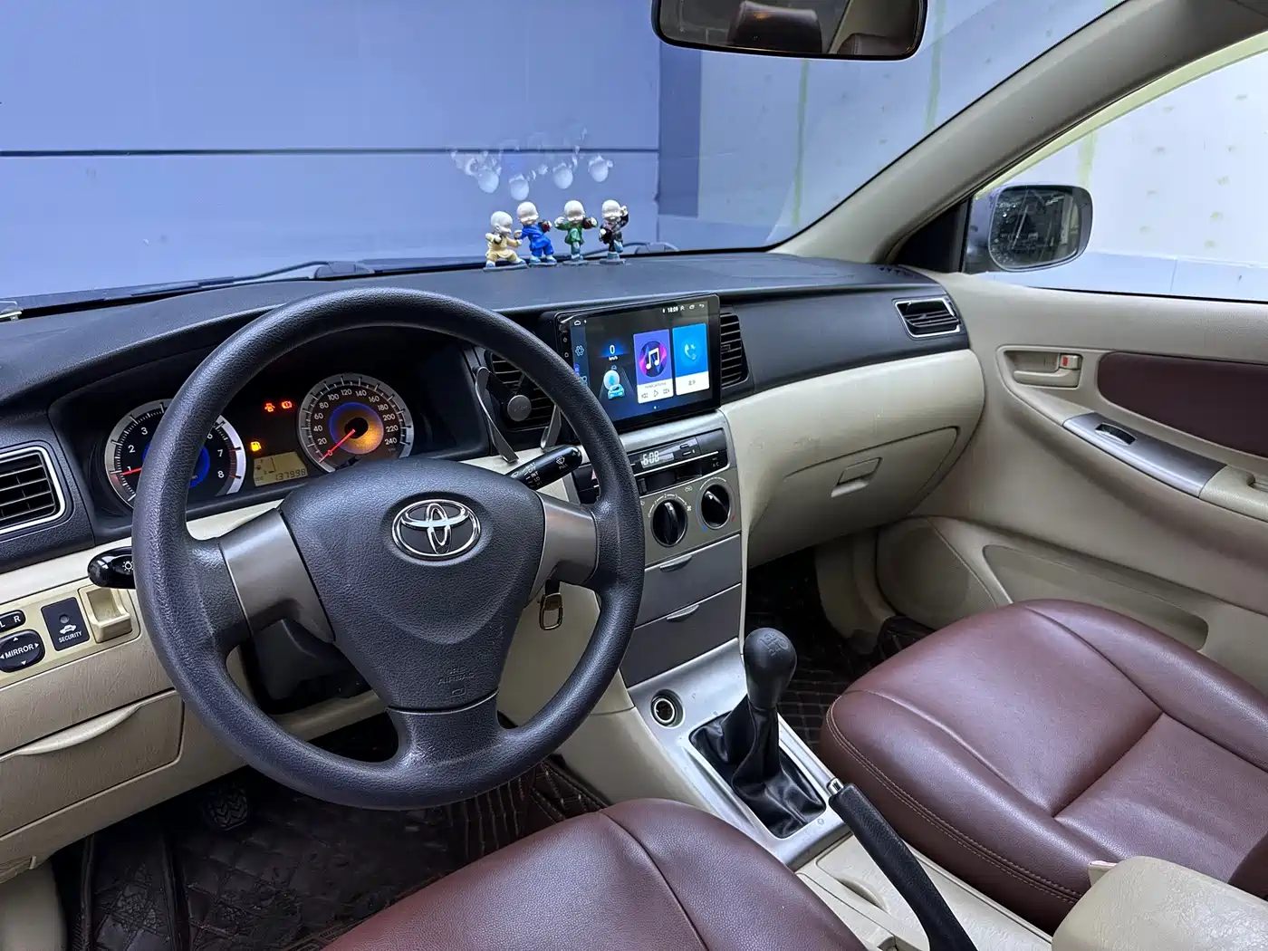 Toyota Corolla 2013 1.6L Manual Excellence Edition фото 9