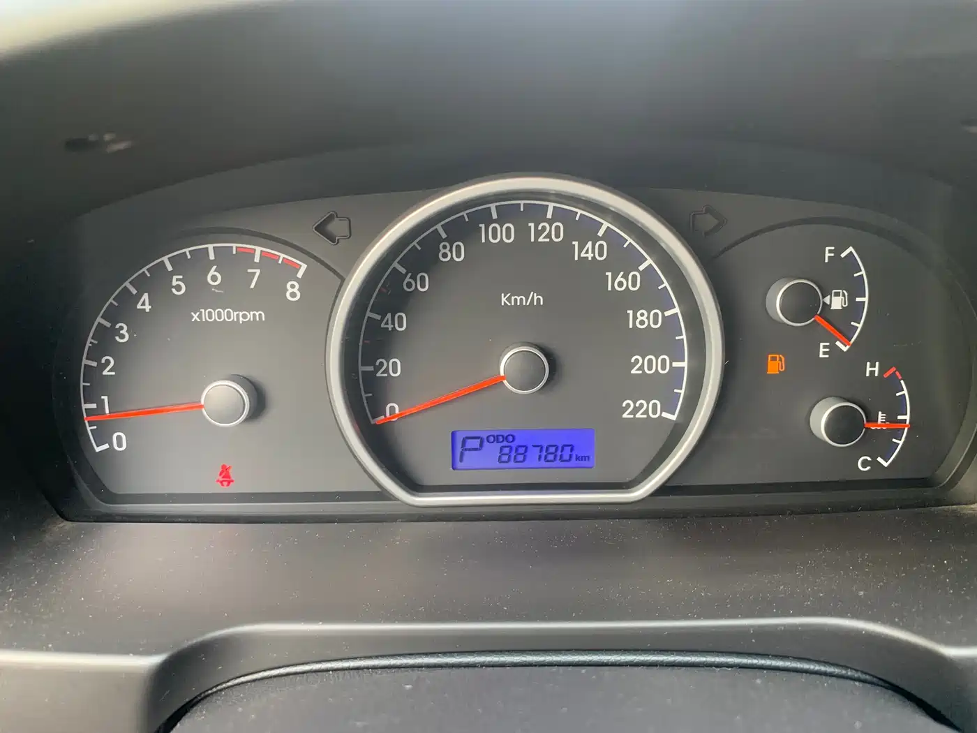 Hyundai Elantra 2011 1.6L Automatic Comfort фото 13
