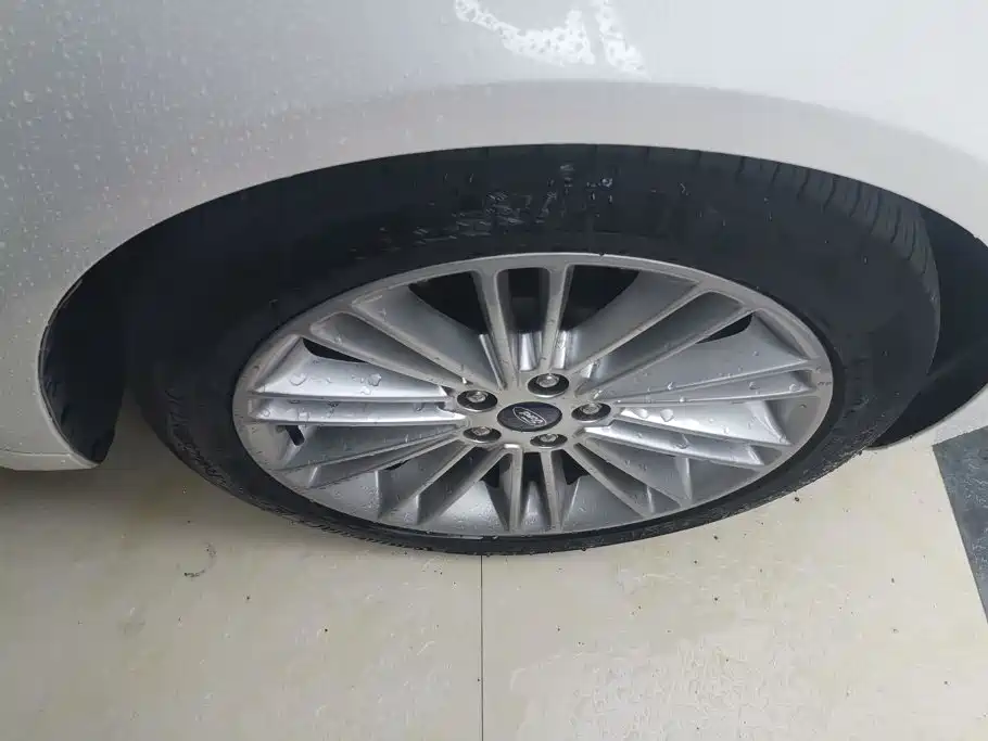 Ford Mondeo 2014 2013 2.0L GTDi240 Ultimate