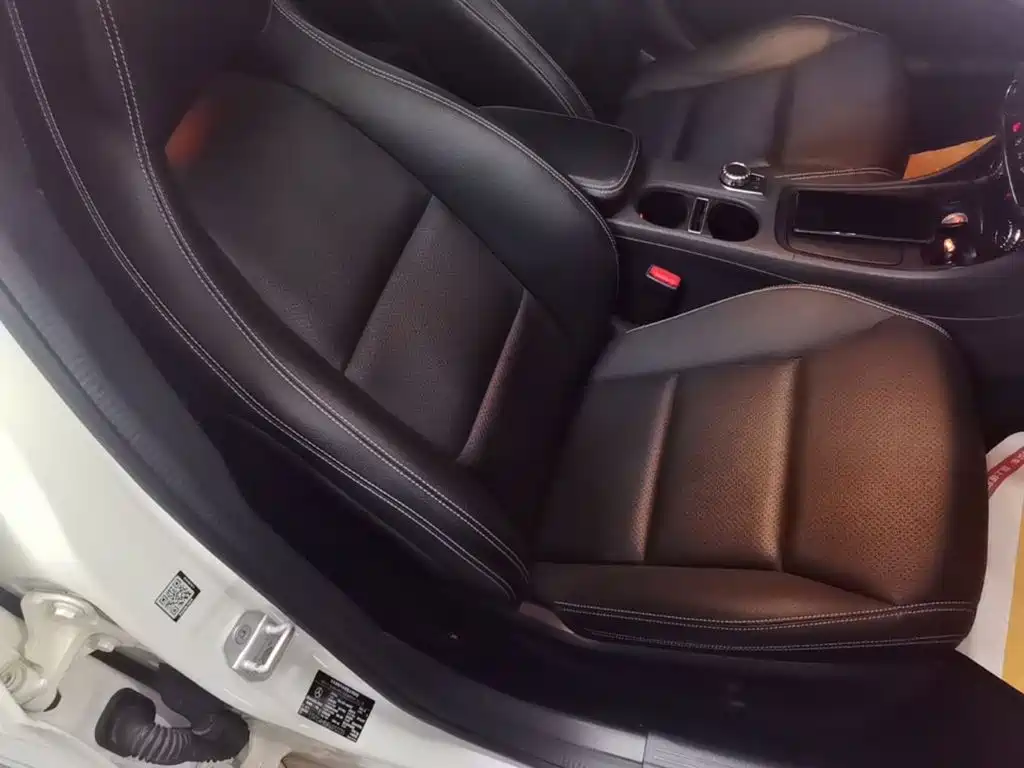 Mercedes-Benz GLA 2015 2015 GLA 220 4MATIC Luxury