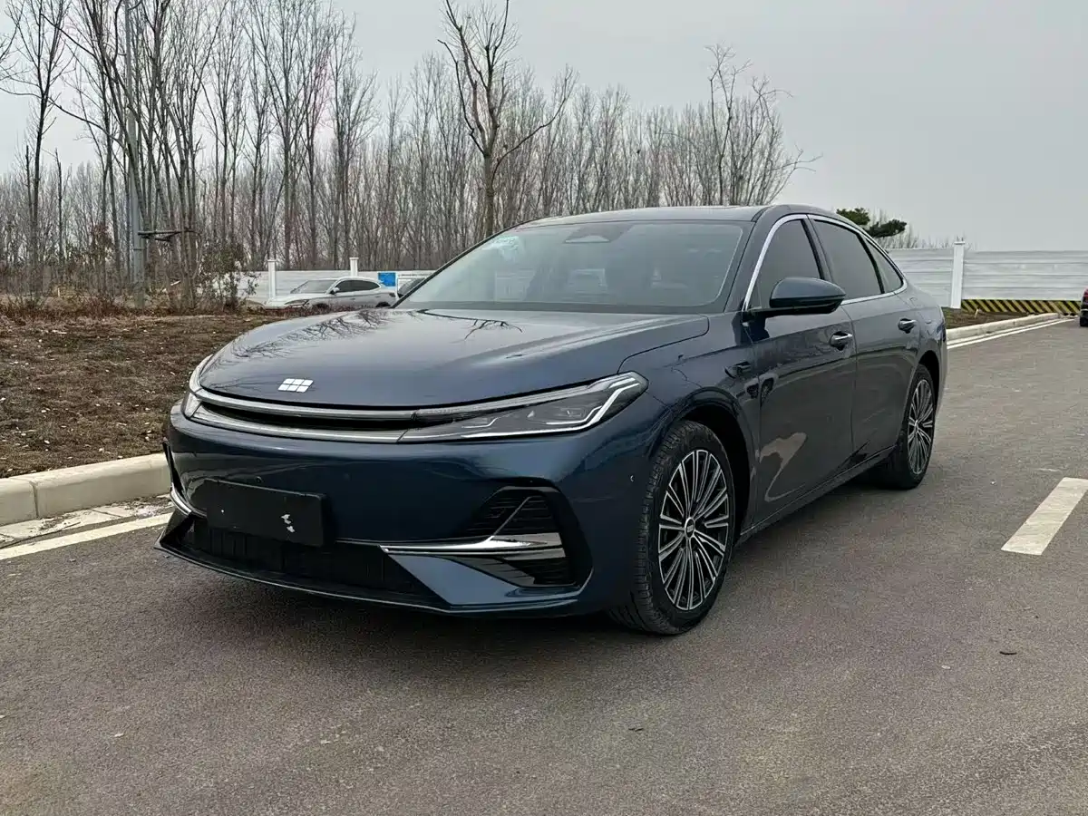 Geely Galaxy Galaxy A7 2025 EM-i