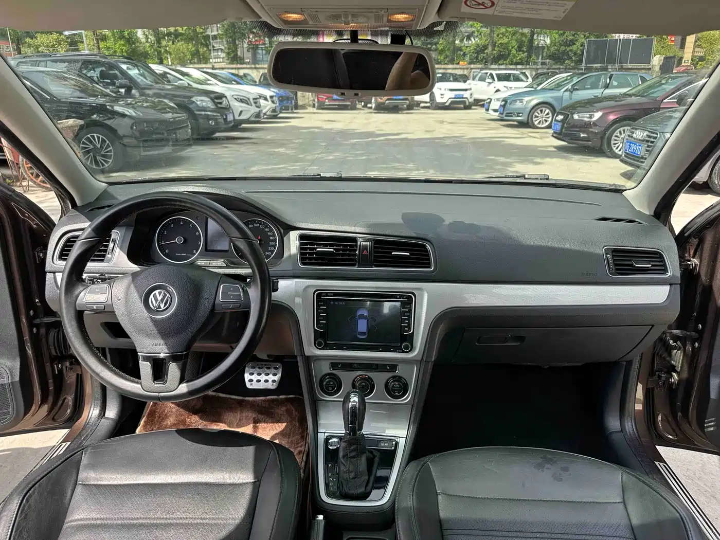 Volkswagen Lavida Tour 2013 1.4TSI Automatic Luxury фото 5