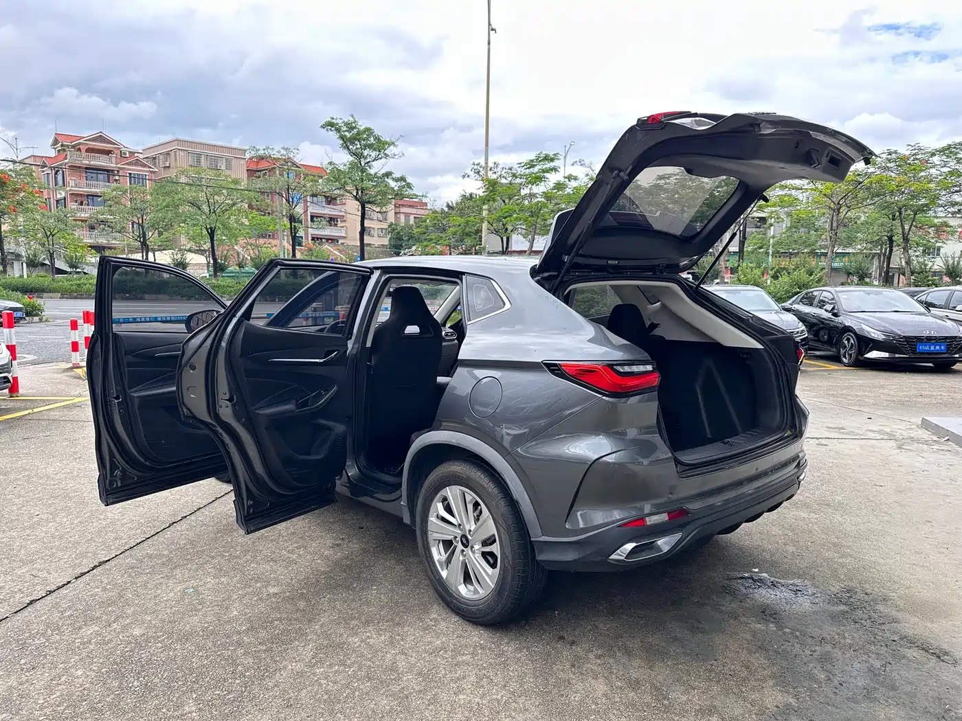 Changan Oshan Changan Oushang X5 2021 2021 1.6L CVT Luxury