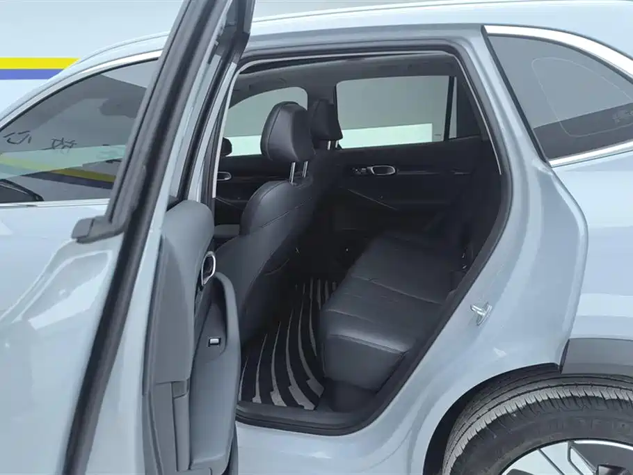 GEELY GALAXY GALAXY E5