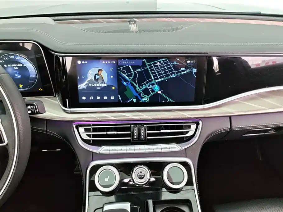 Hongqi H9 2020 2.0T Smart Connection Qi Xiang Edition фото 13