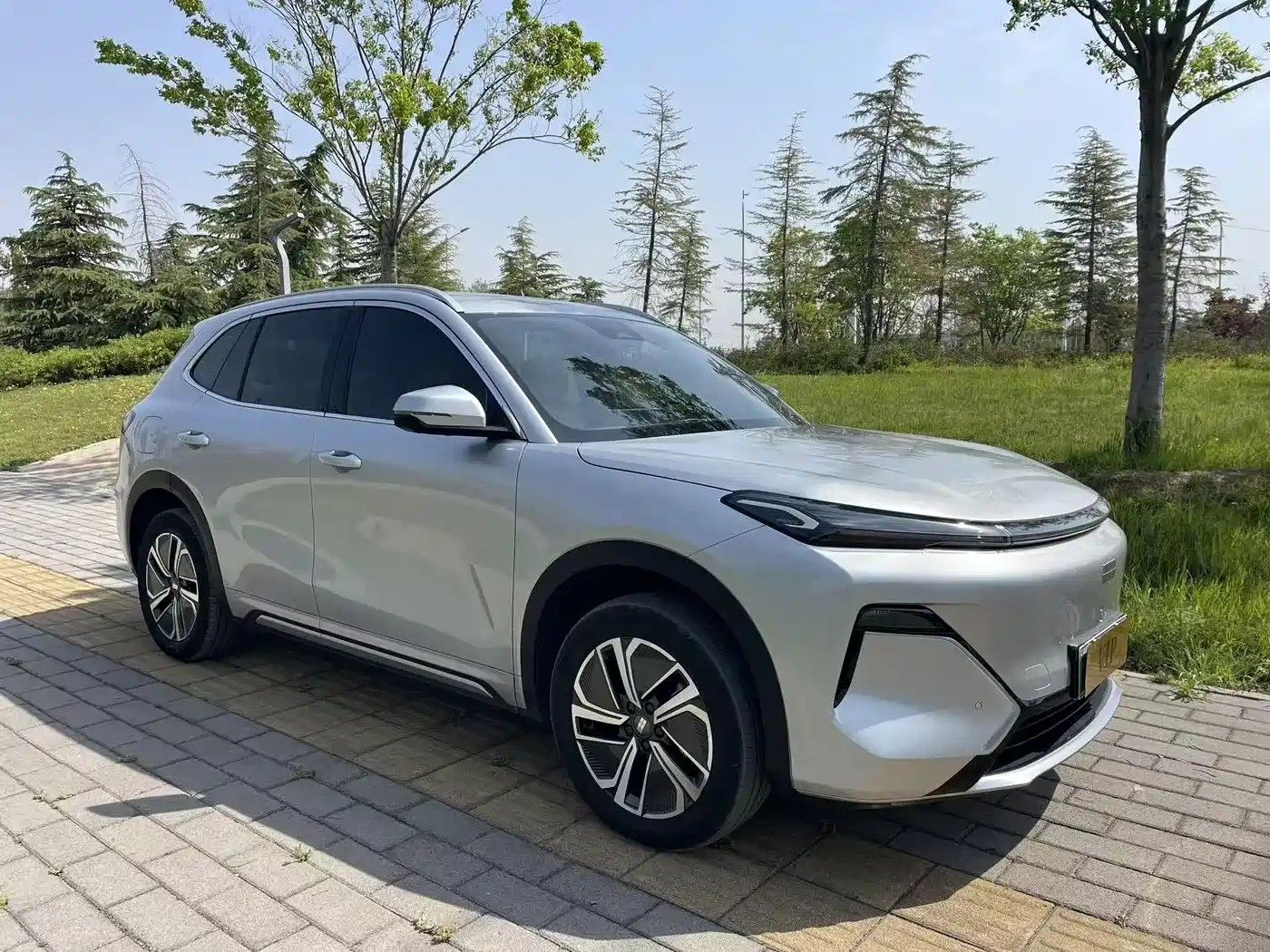 Geely Galaxy Galaxy Starship 7 EM-i 2025 Model 120km Explorer+ Edition фото 3