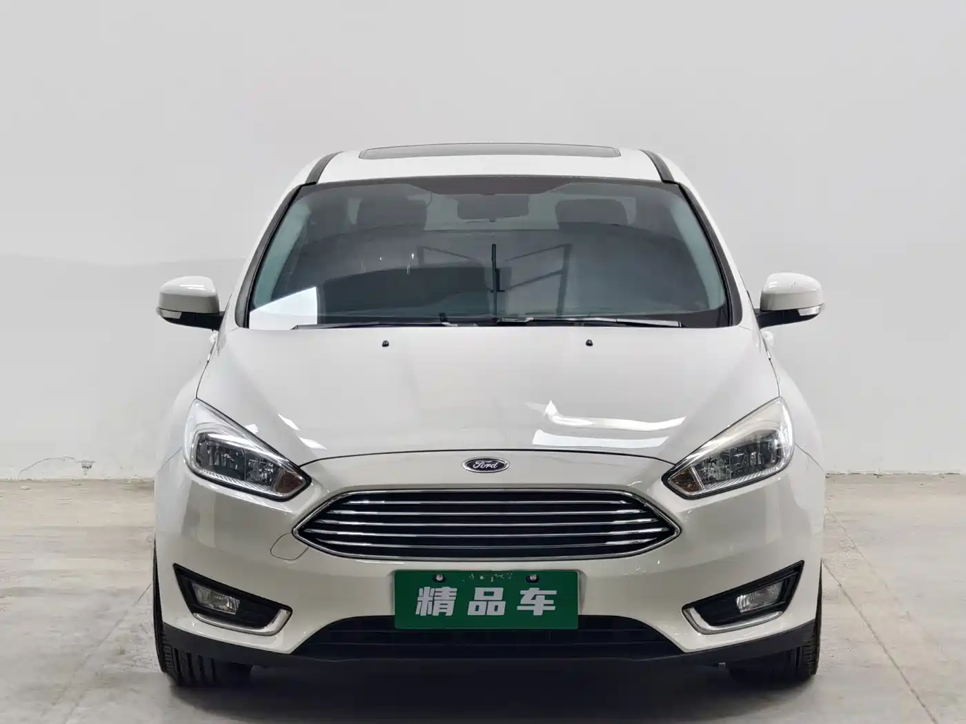 Фото 2 - Ford Focus