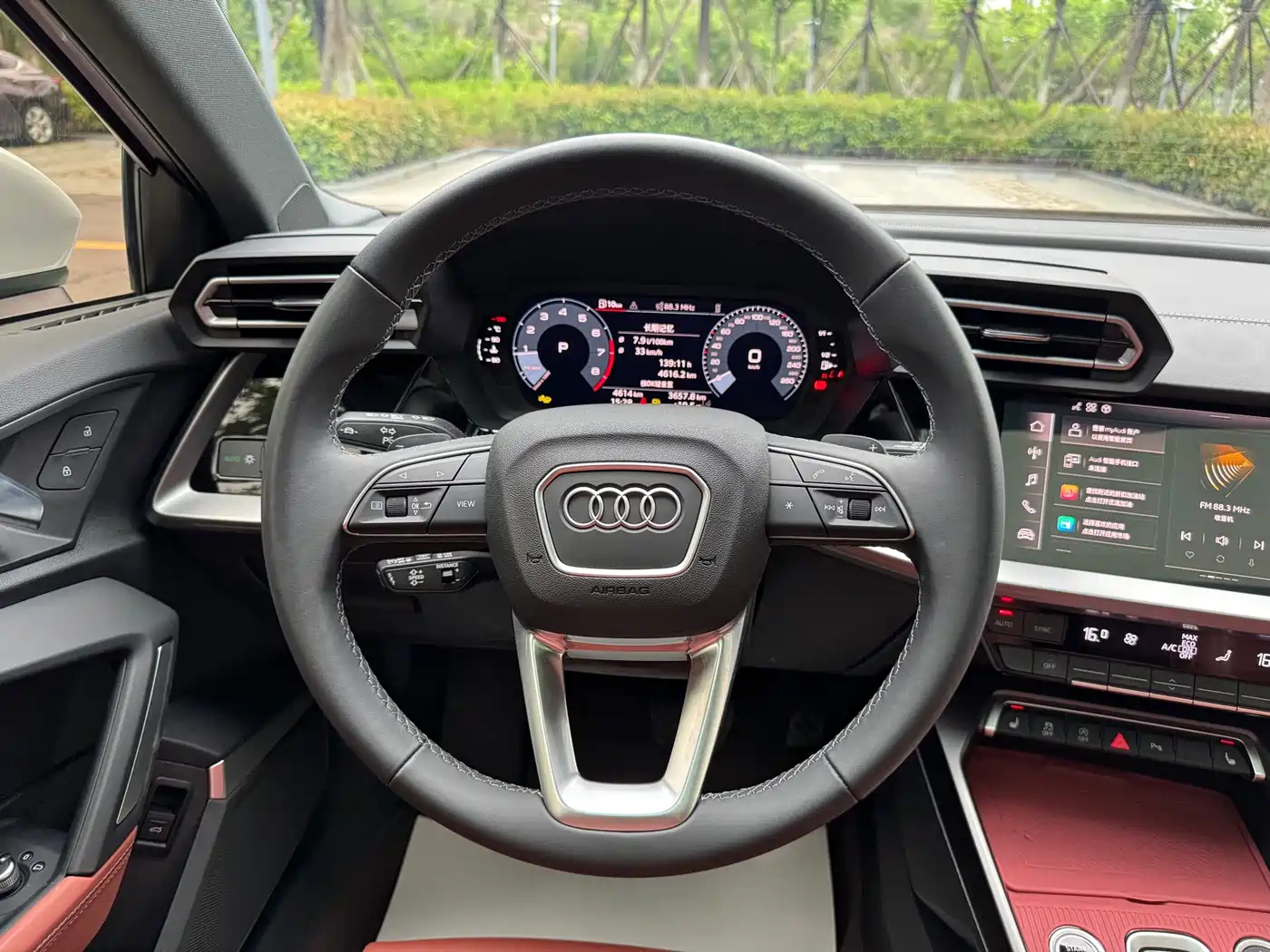 Audi A3 2025 Sportback 35TFSI Flying Premium фото 17