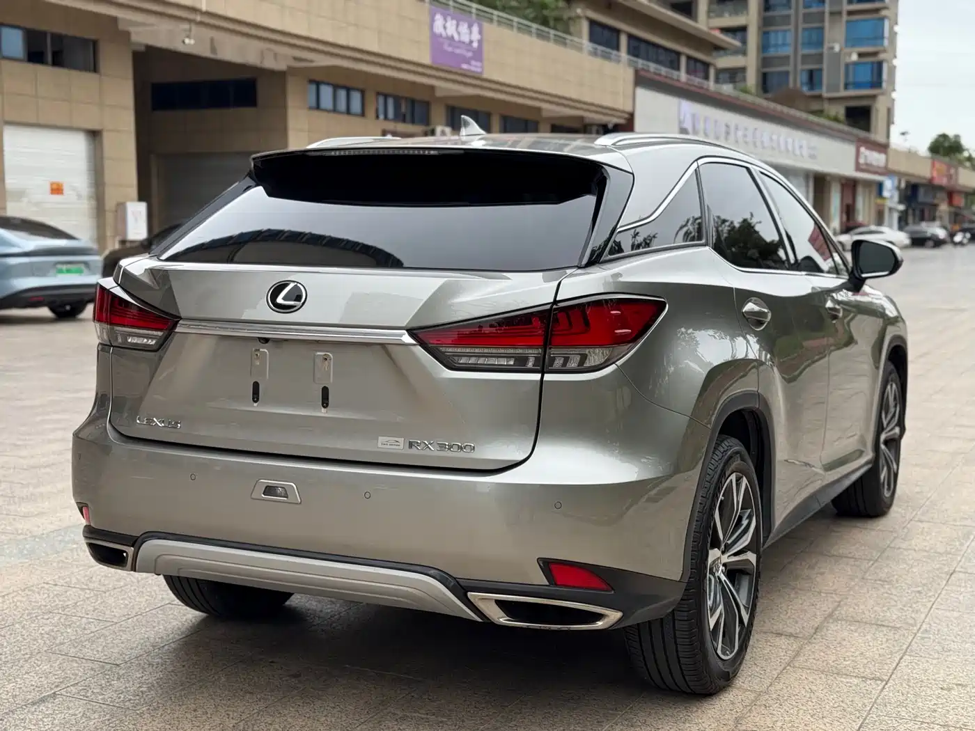 LEXUS RX