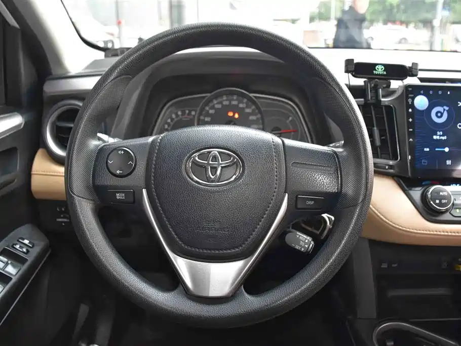 Toyota RAV4 Rongfang 2019 2.0L CVT 2WD Pioneer Edition China VI фото 16