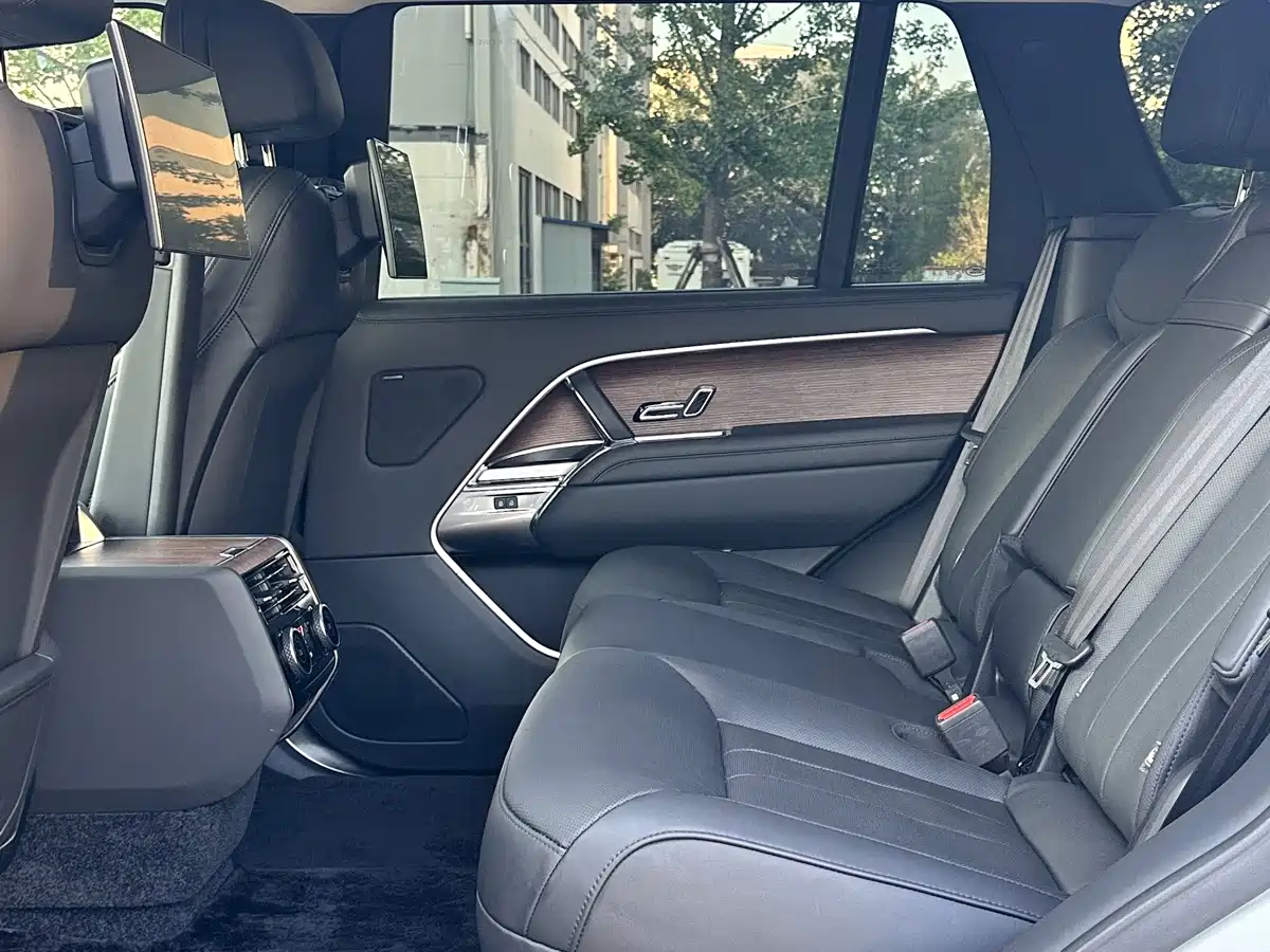 Фото 21 - Land Rover Range Rover