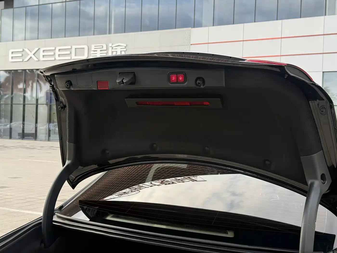 Mercedes-Benz E-Class 2021 E 300 L Luxury фото 17