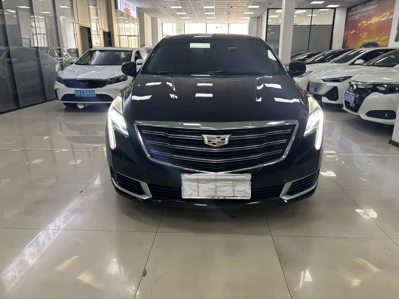 Cadillac XTS 2018 28T Technology фото 2