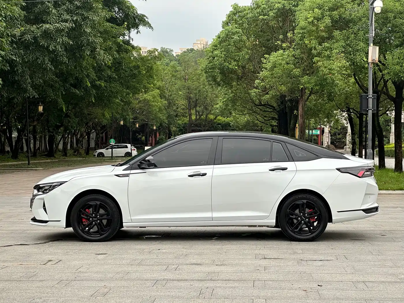 Dongfeng Aeolus Yixuan MAX 2023 2024 1.5T Racing Edition