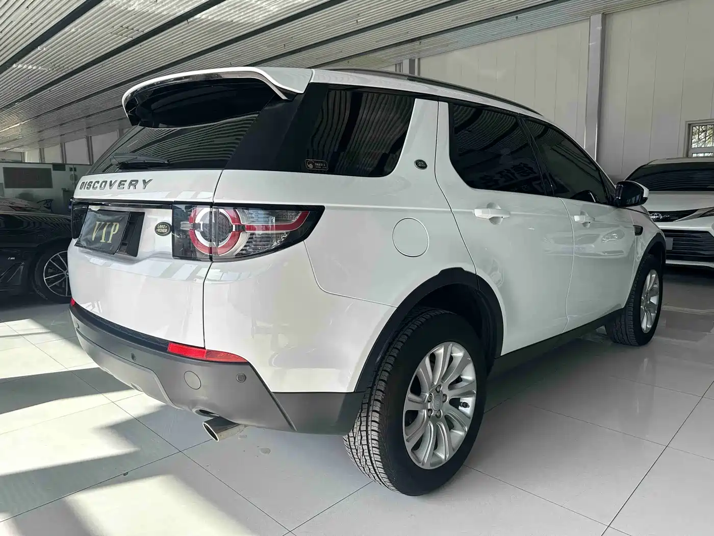 Land Rover Discovery Sport 2016 2.0T SE фото 6