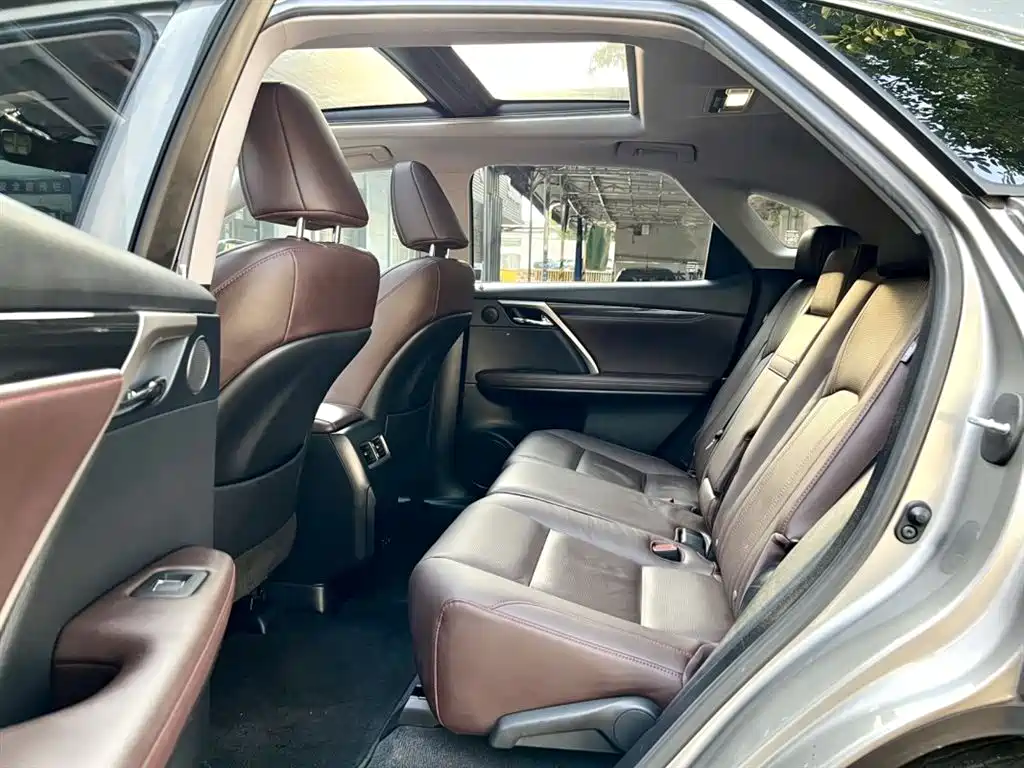 Lexus RX 2020 Facelift 300 AWD Elegance Edition фото 6