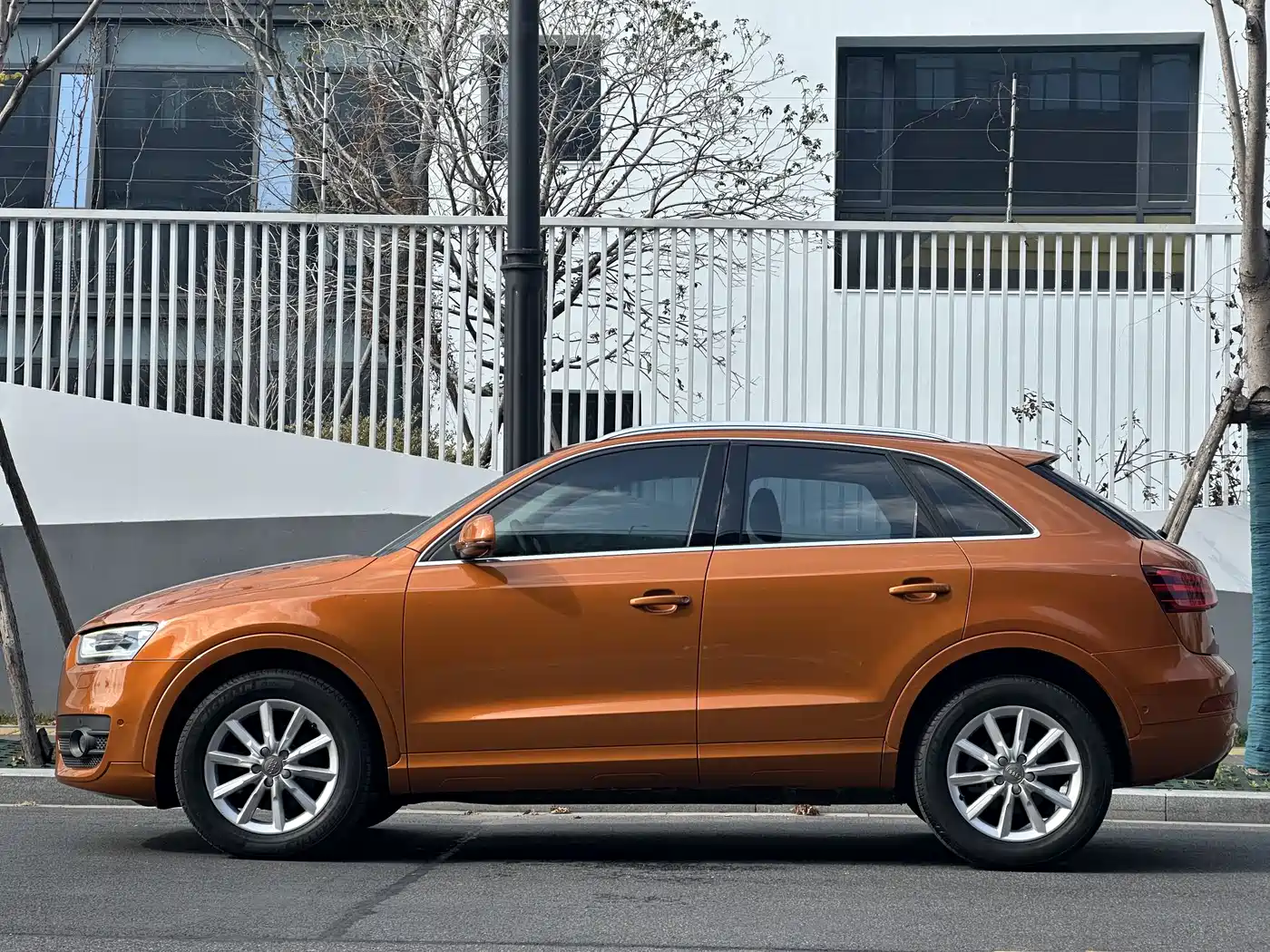 Audi Q3 (Import) 2012 35 TFSI quattro Comfort фото 4