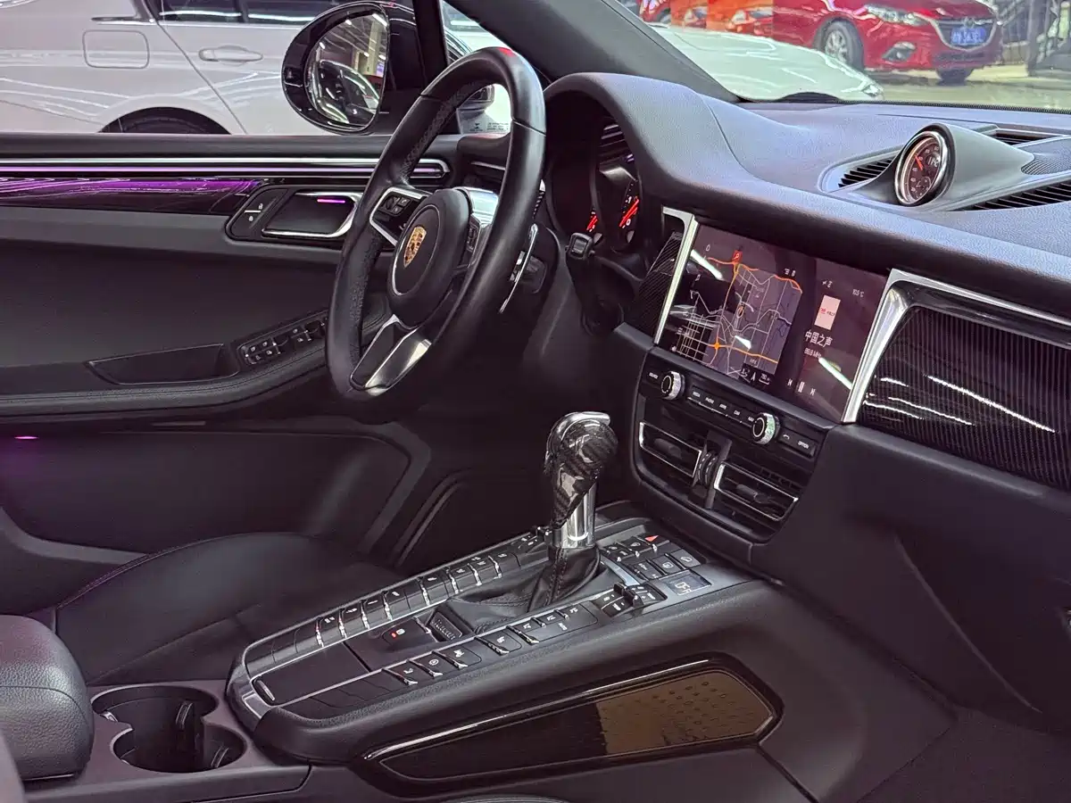 Porsche Macan 2018 Macan 2.0T фото 9