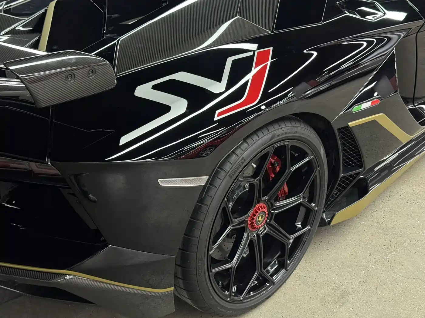 Lamborghini Aventador 2019 Aventador SVJ фото 11