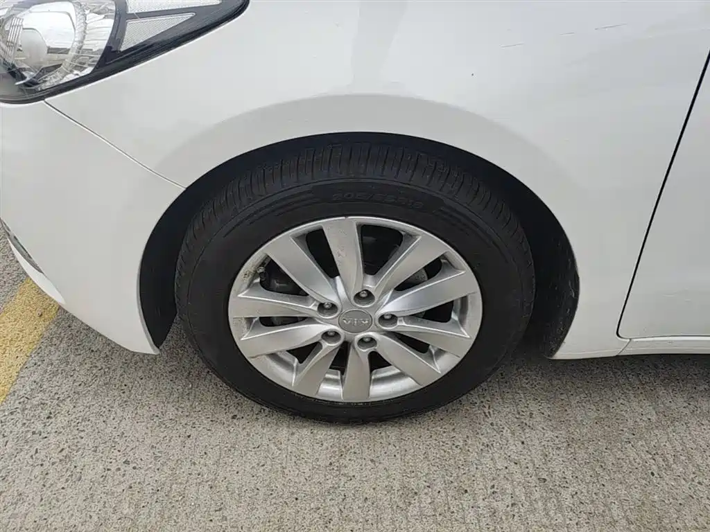 Kia K3 2015 1.6L Automatic GLS фото 23