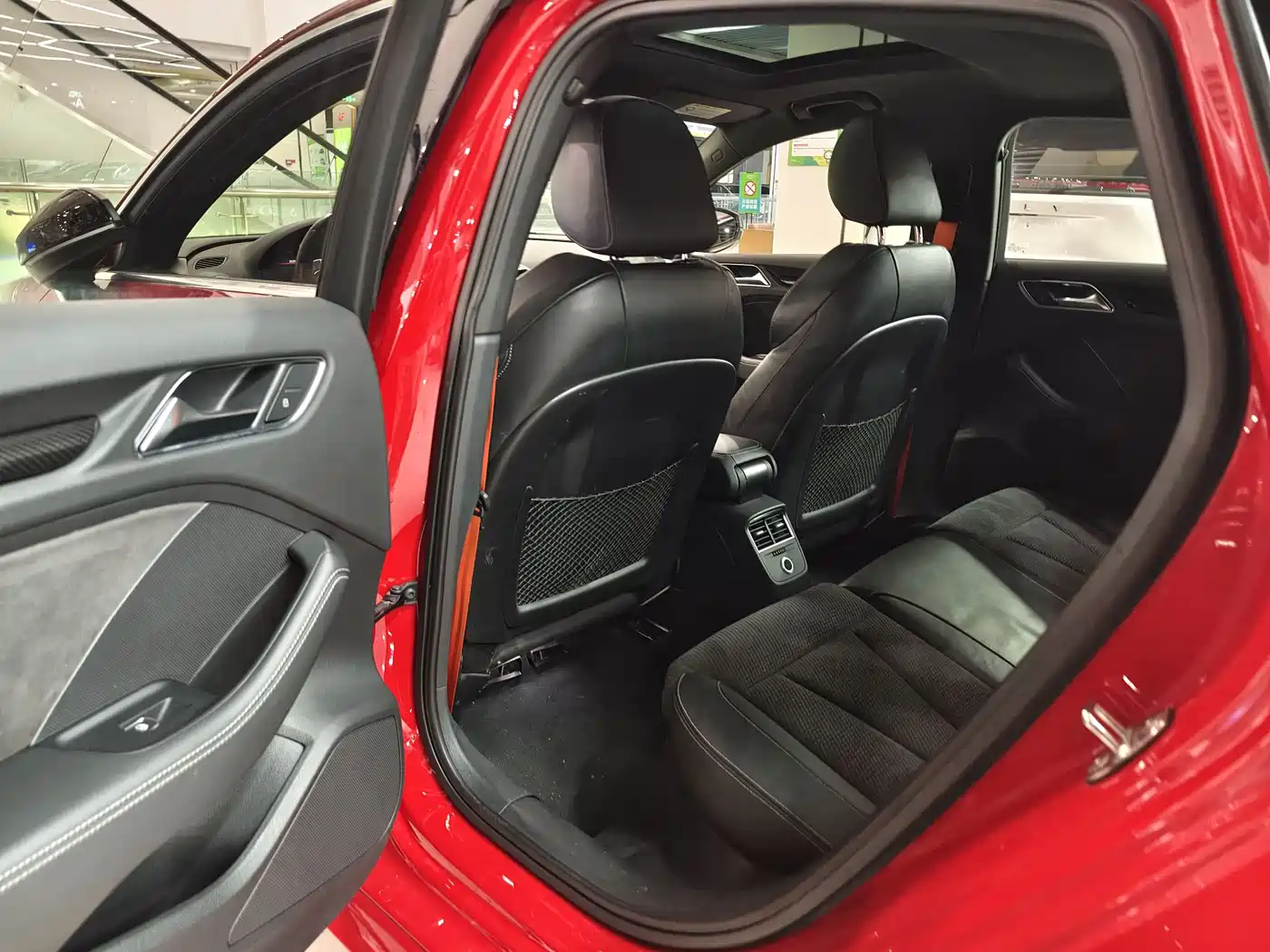 Audi S3 2017 Facelift S3 2.0T Limousine фото 9