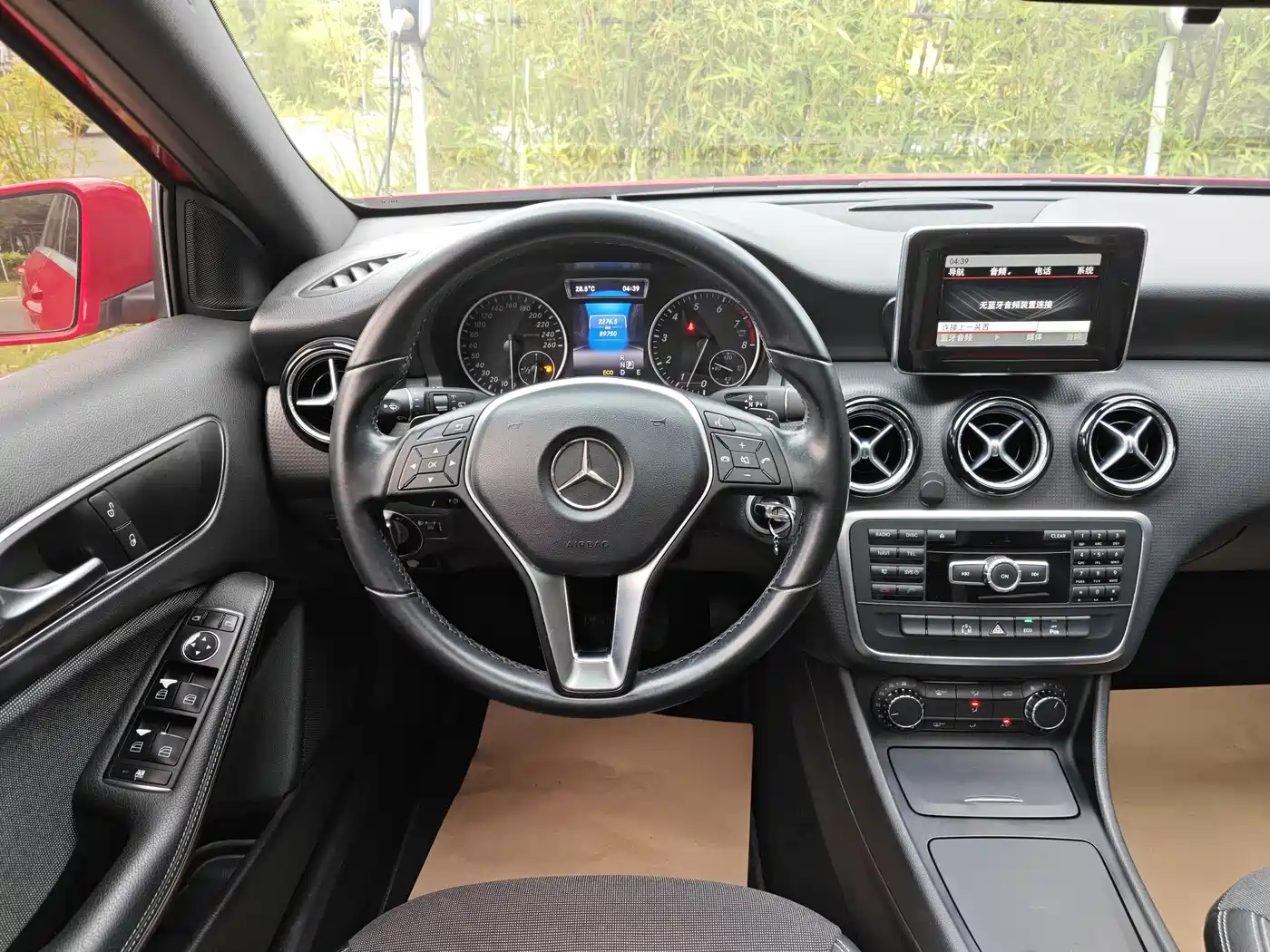 Mercedes-Benz A-Class (Import) 2013 A 180 Fashion фото 15