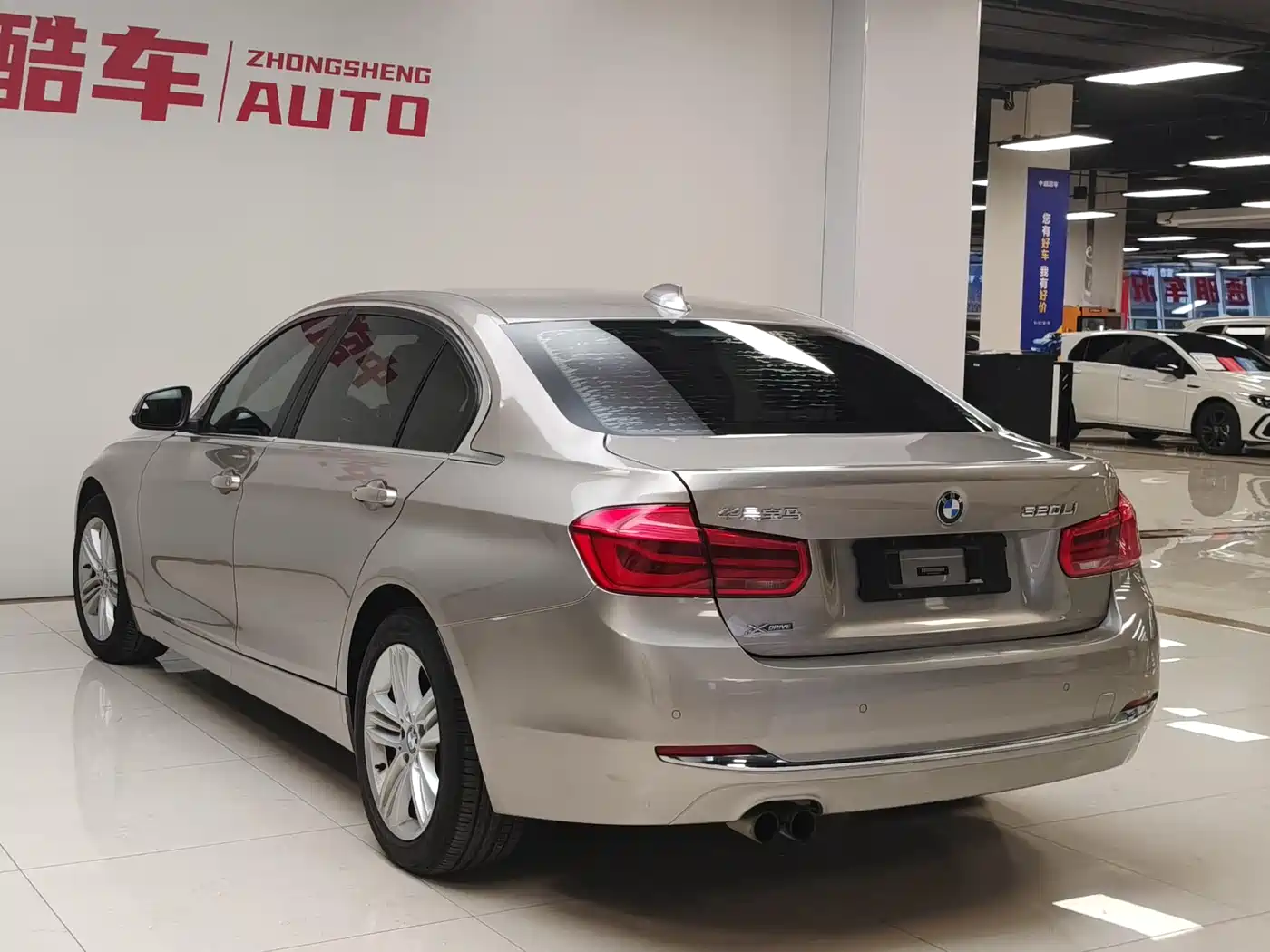BMW 3 Series 2017 320Li xDrive Fashion фото 14