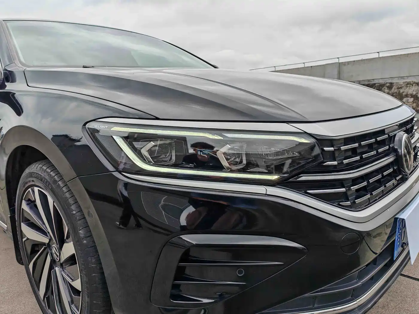Volkswagen Passat 2023 Facelift 380TSI Luxury Edition фото 9