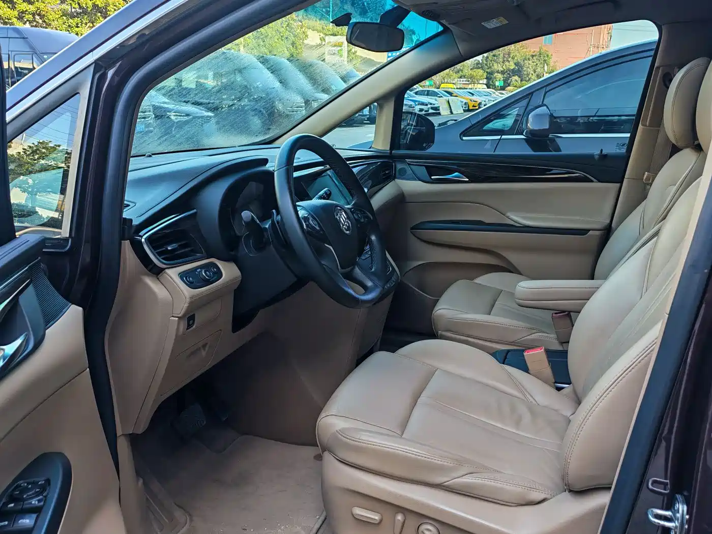 Buick GL8 2018 ES 28T Premium Type China VI фото 4