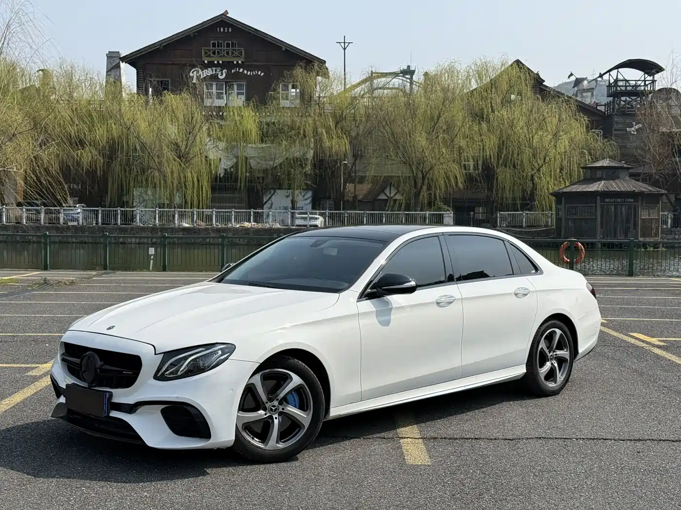 Mercedes-Benz E-Class 2018 E 300 L Sport Fashion