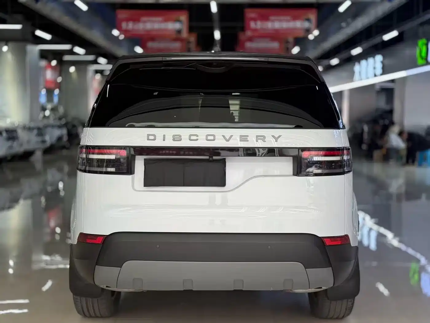 Фото 7 - Land Rover Discovery