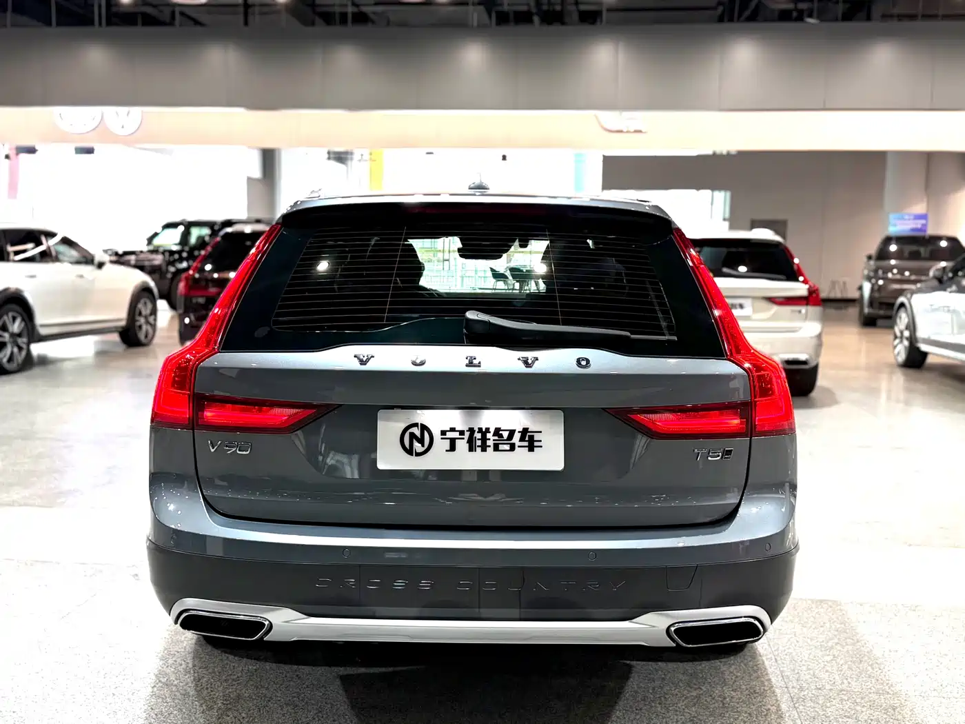 Volvo V90 2018 2017 Cross Country T5 AWD Smart Edition
