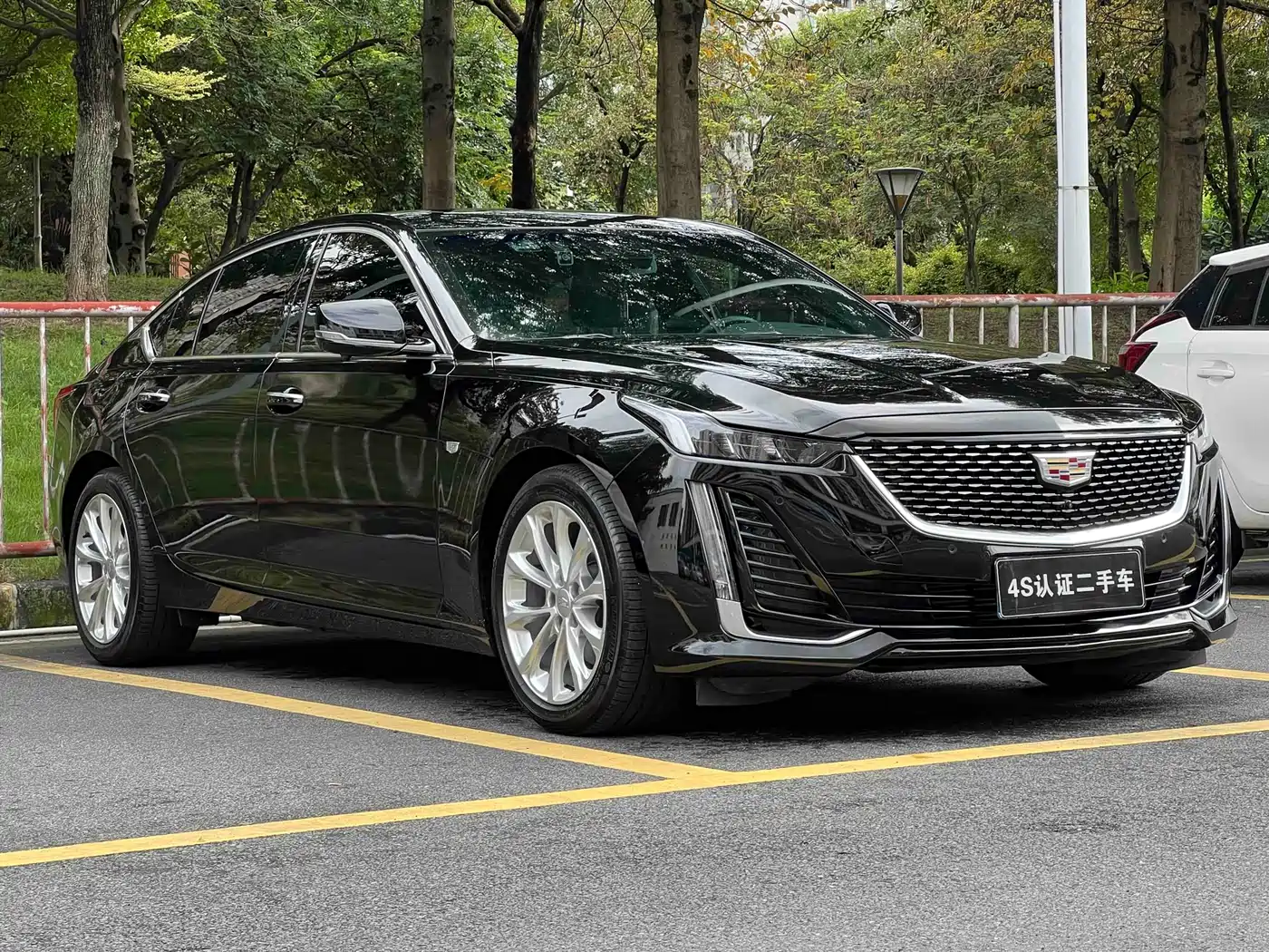 CADILLAC CT5