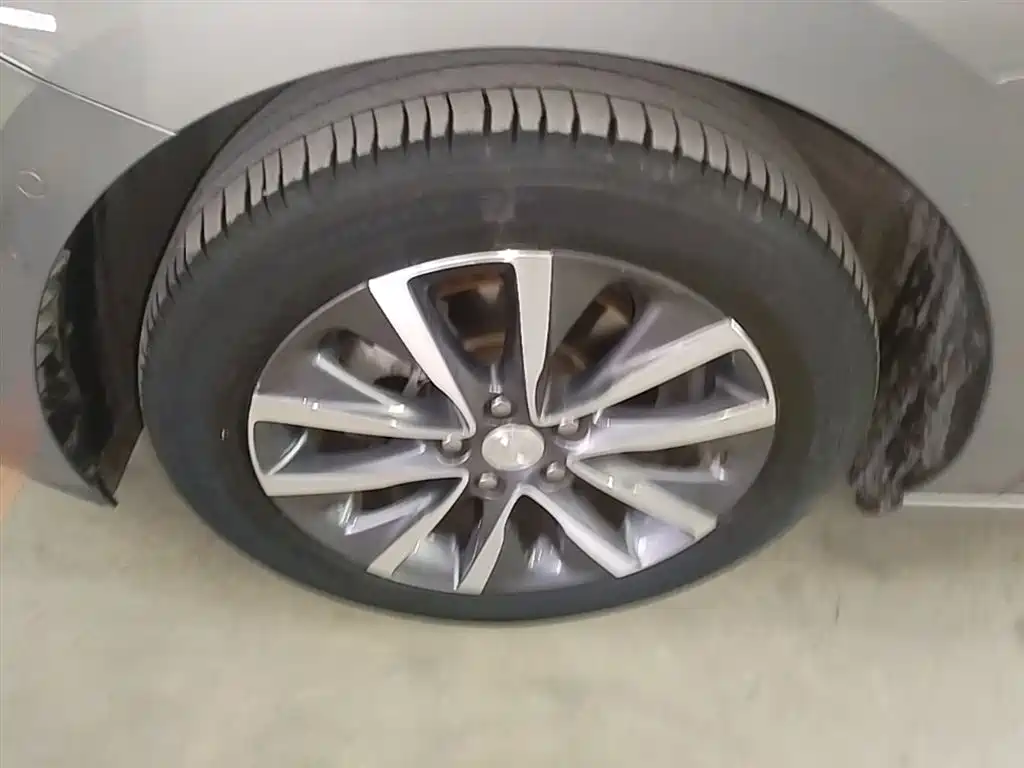 Buick GL6 2019 18T 6-seat Connected Premium China VI фото 23