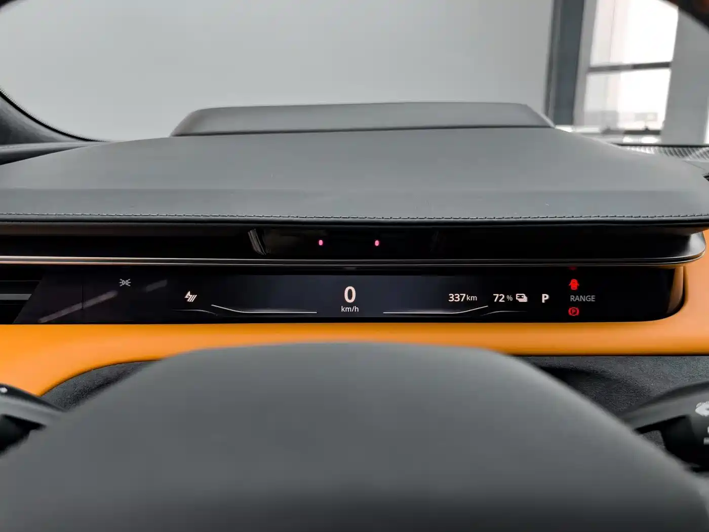 LOTUS SPORTS CAR EMEYA FLOWERS