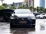 Photo 2 - Lexus ES
