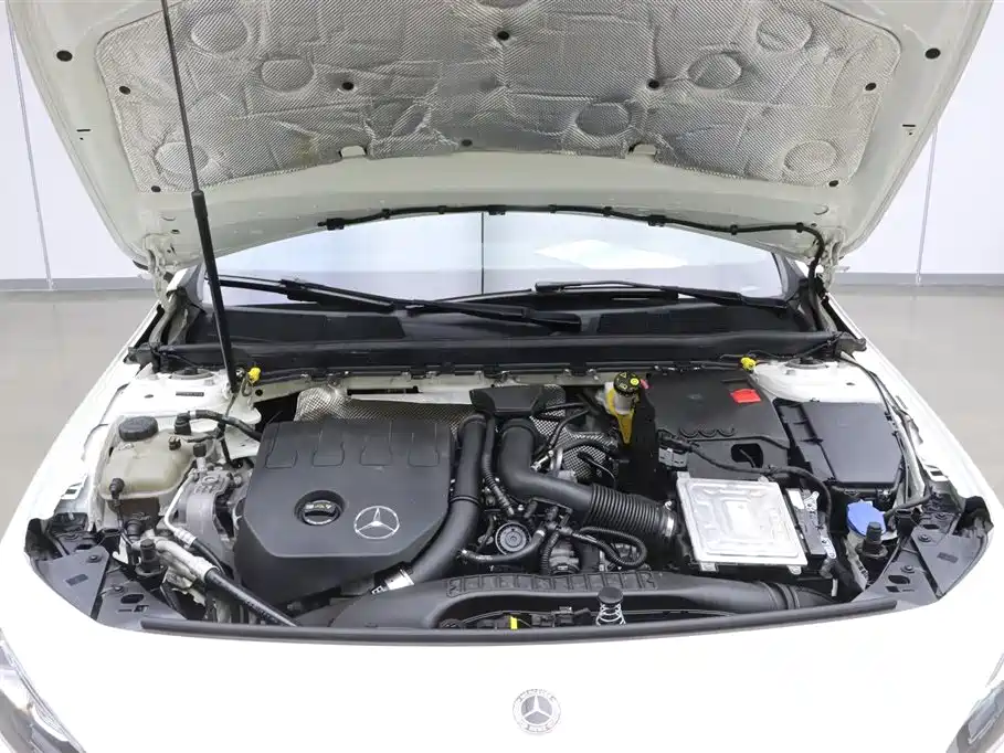 Mercedes-Benz A-Class 2019 A 200 L Sport Sedan фото 31