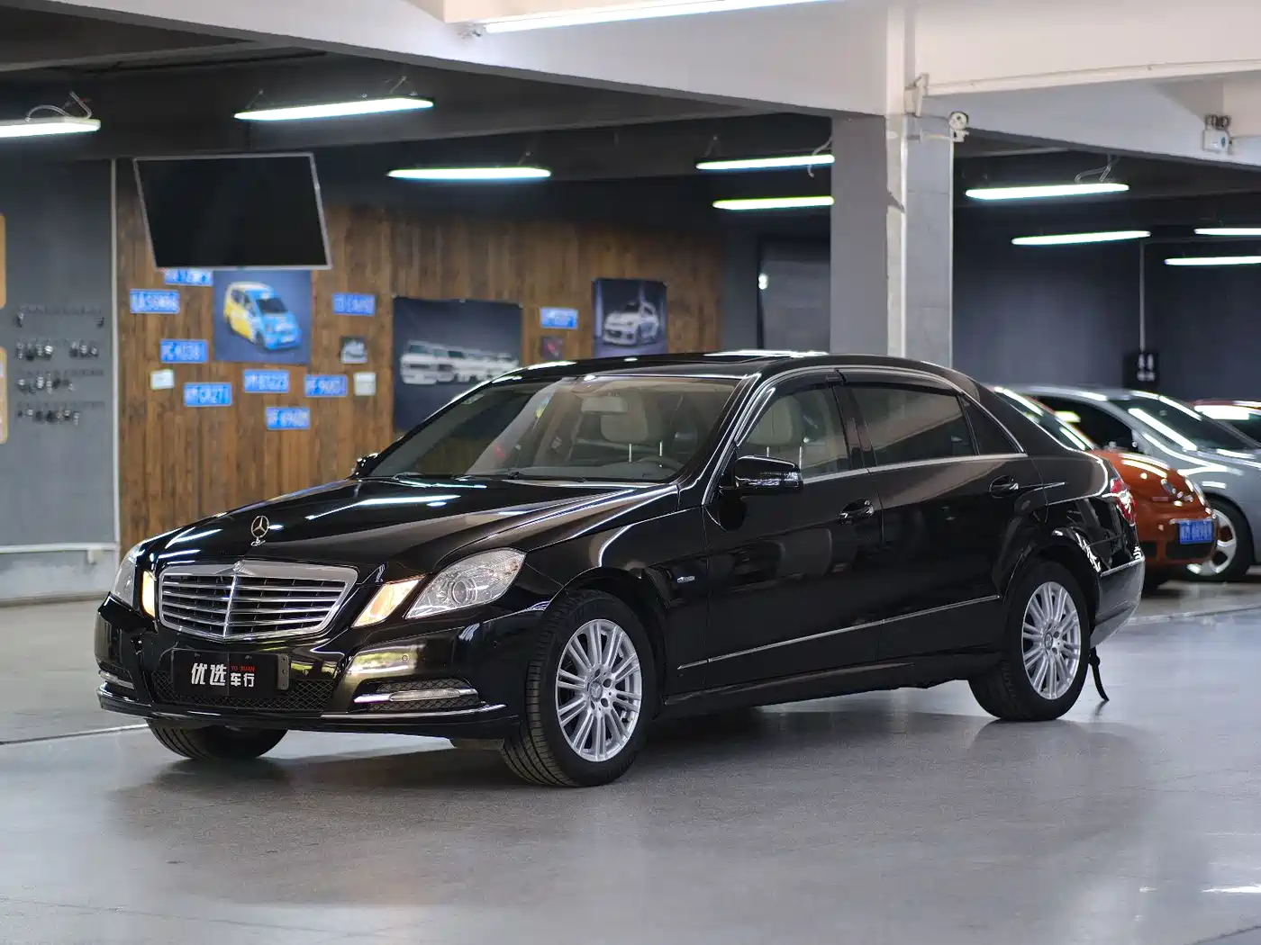 Mercedes-Benz E-Class 2012 E 200 L CGI Elegance фото 17