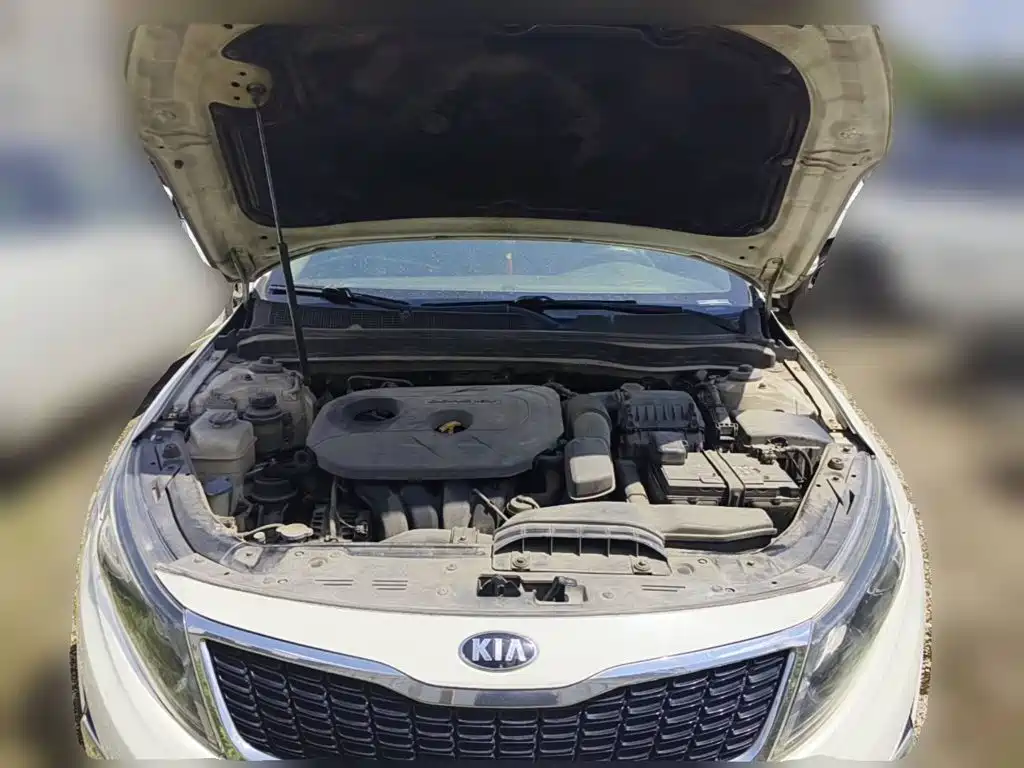 Фото 3 - Kia K5