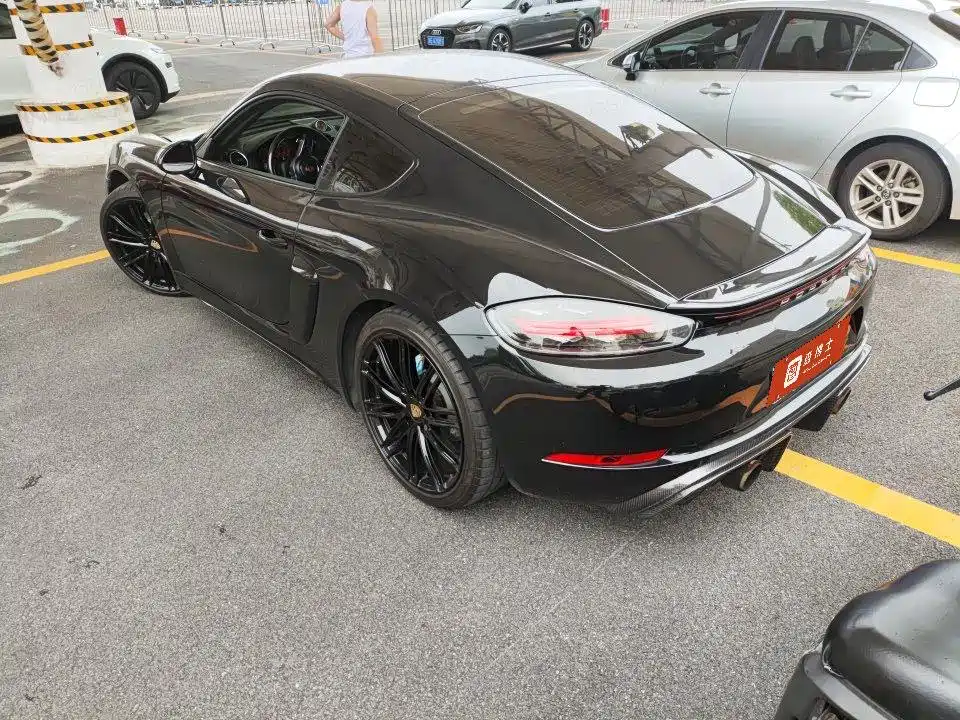 Porsche 718 2020 Cayman 2.0T фото 12