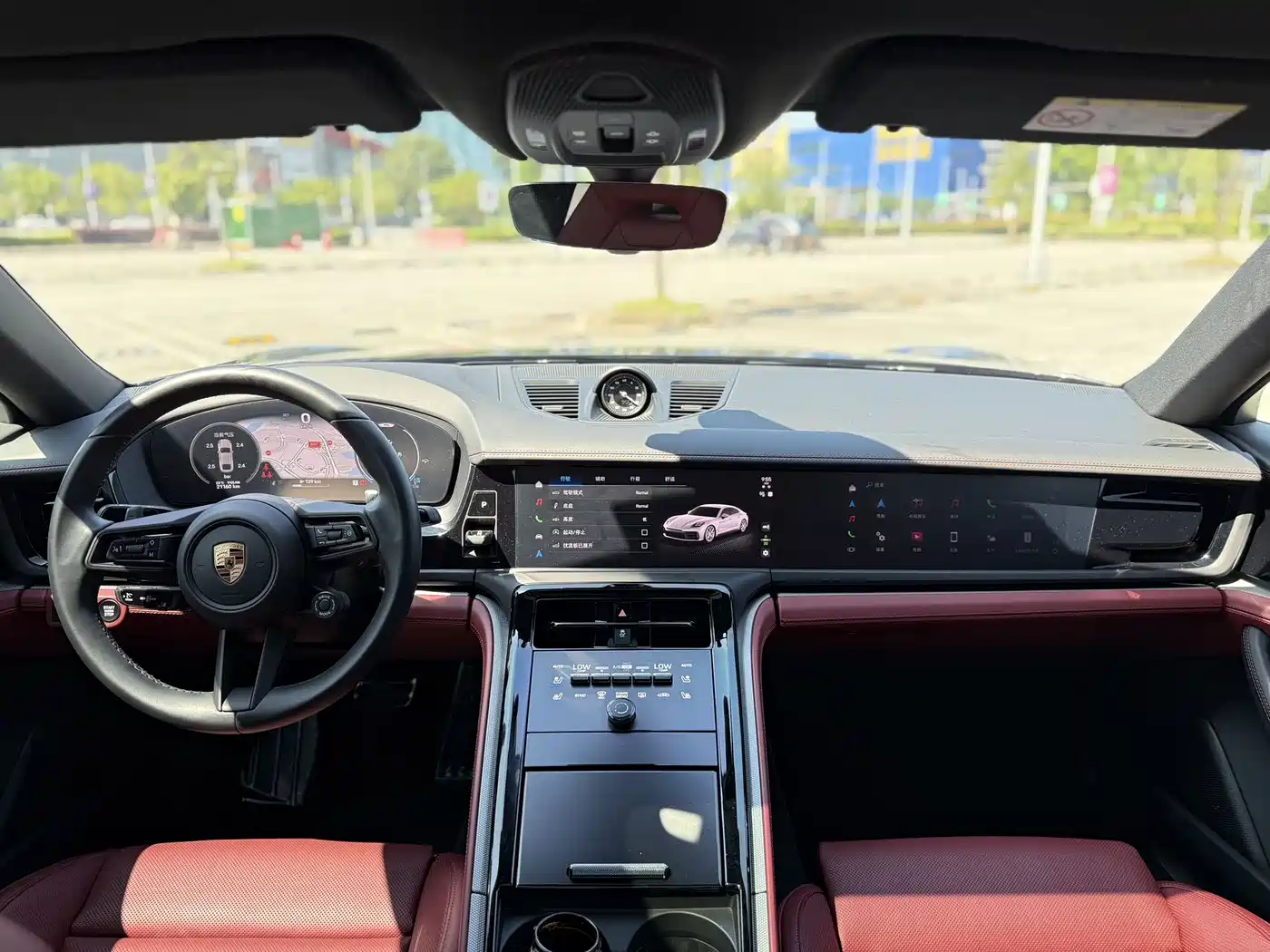 PORSCHE PANAMERA
