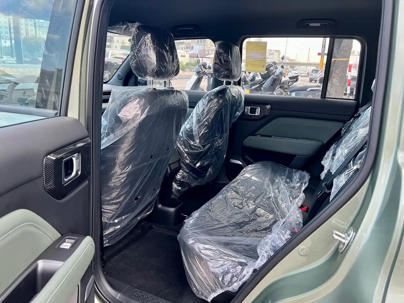 BAOJUN YUE ALSO PLUS