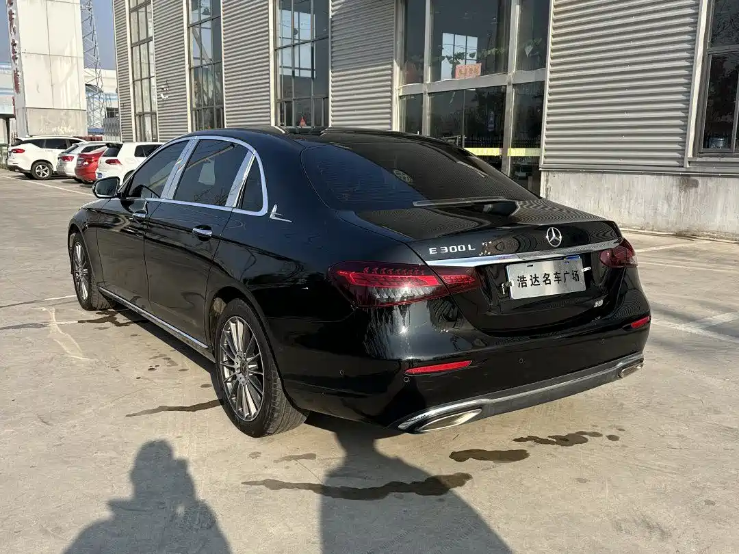  E CLASS