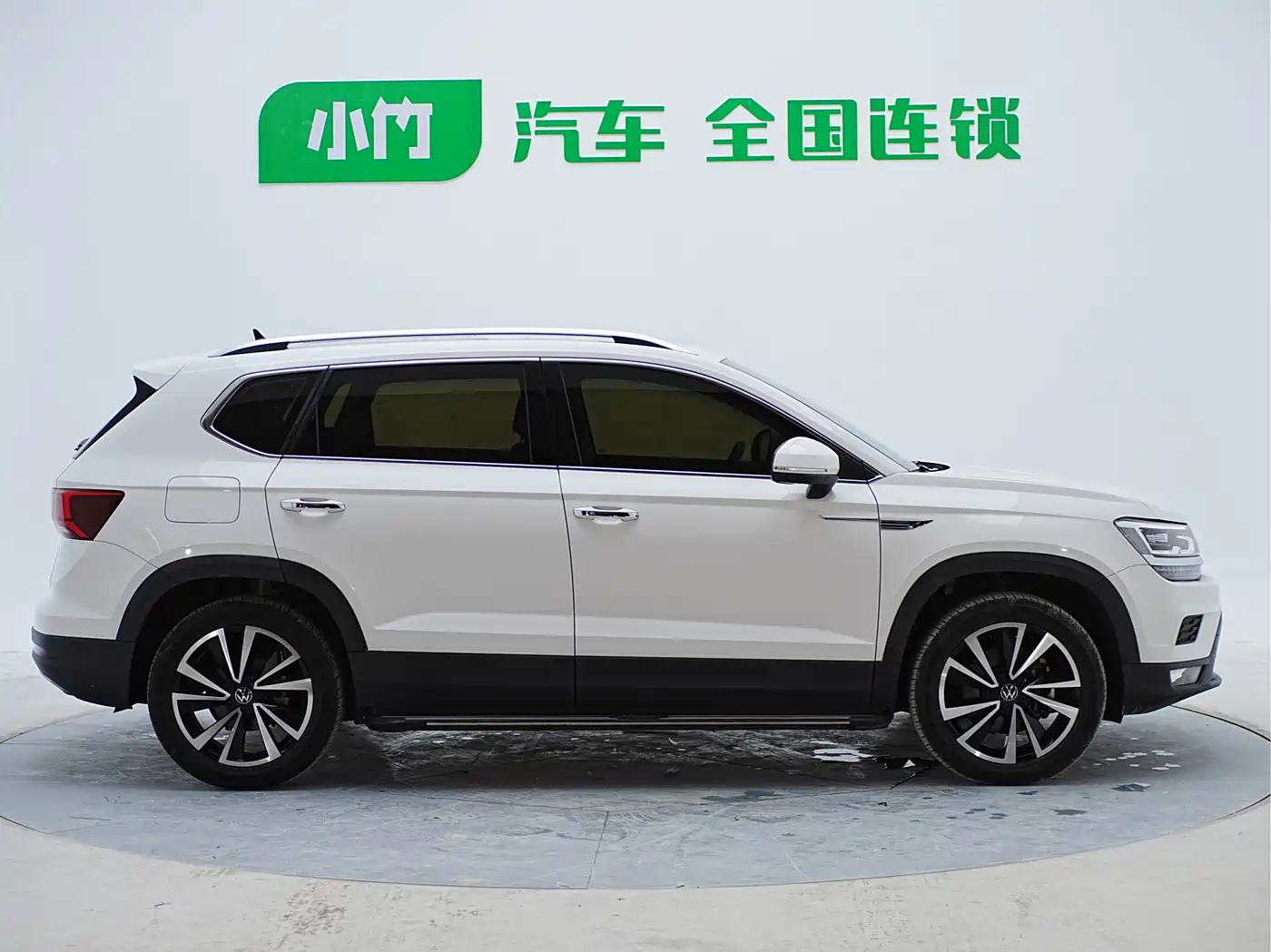 Volkswagen Tharu 2022 280TSI FWD Luxury Edition фото 4