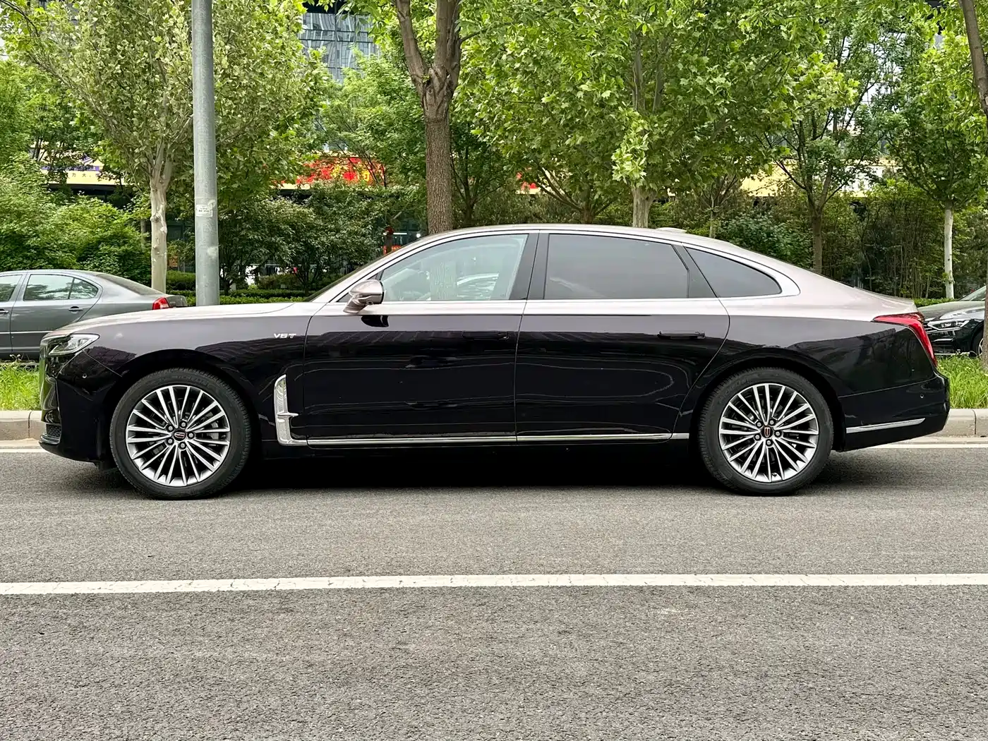 Hongqi H9 2020 3.0T Smart Connection Qi Chang Edition фото 3