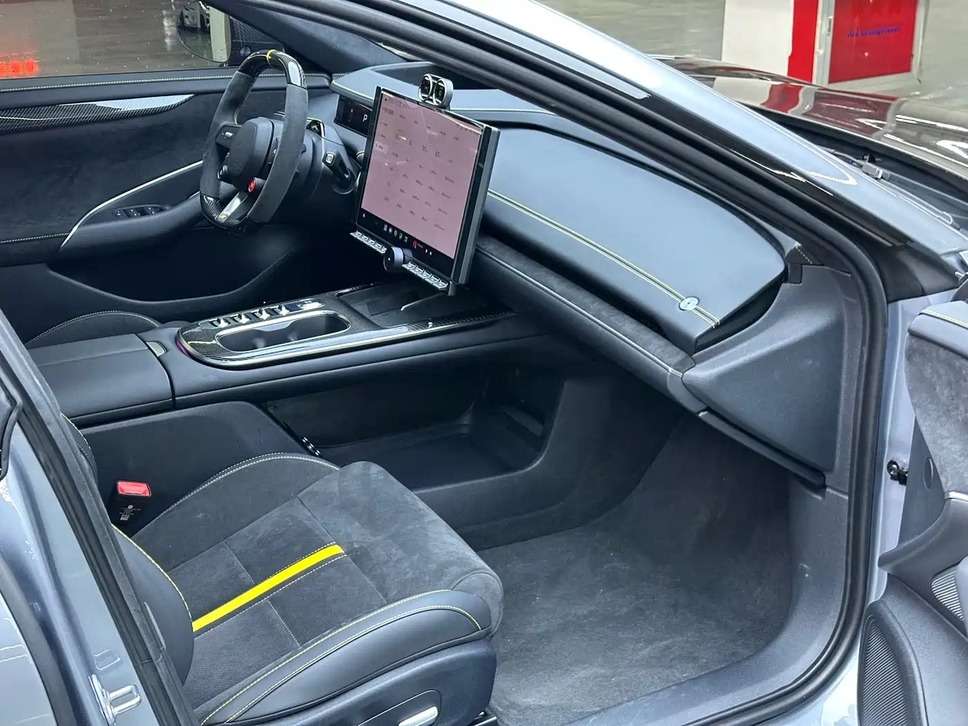 XIAOMI CAR XIAOMI SU7 ULTRA